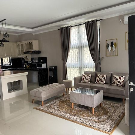 Eton Asia Villas-Kota Bunga Пунчак Экстерьер фото